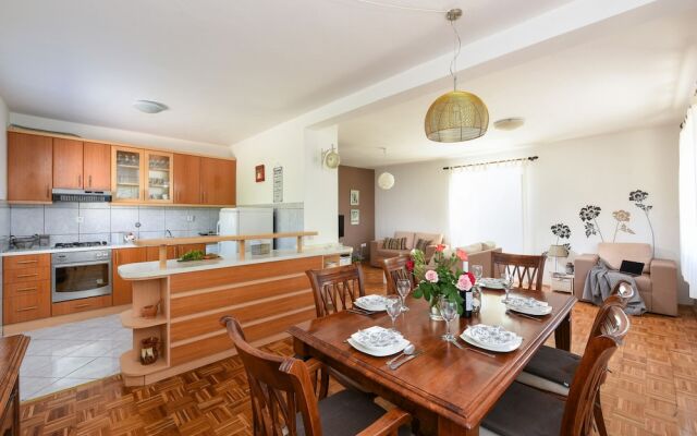 Villa Pine