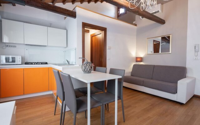 Herion Palace Apt 5 by Wonderful Italy