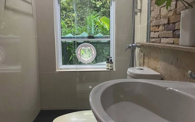 Hidden Villa Oasis Private Pool 2km to Beach&mall