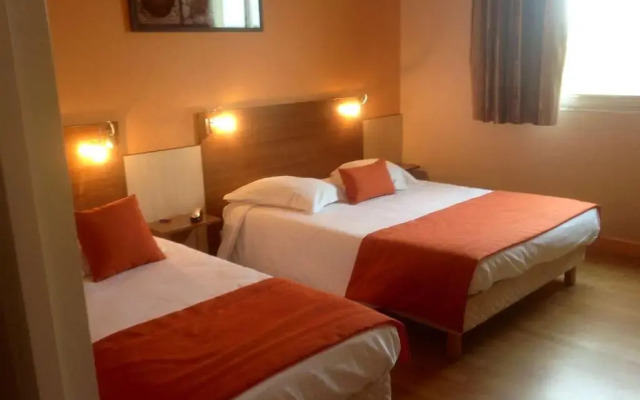 Brit Hotel Nevers 3*