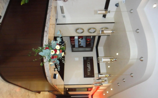 Hotel Favorit