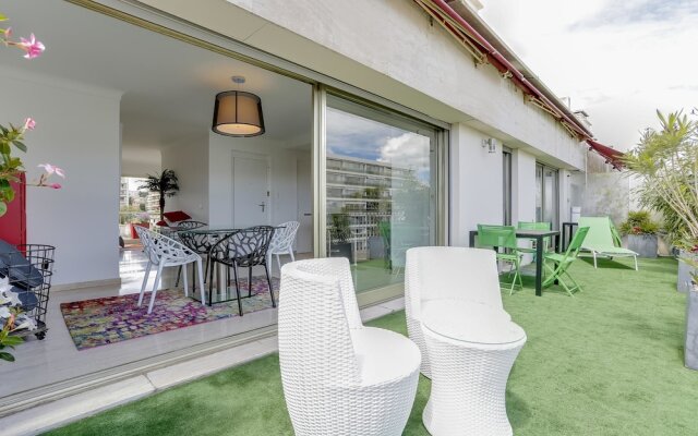 Le Mallory  Apartment 2