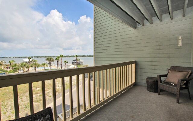 Summerhouse West 207B - Two Bedroom Condo