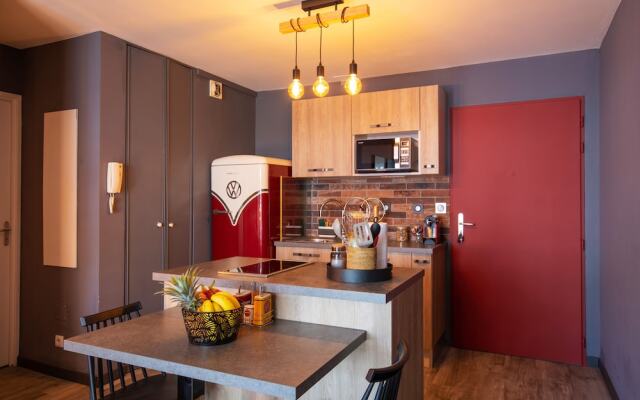 Zourite Factory - Apt design & calme