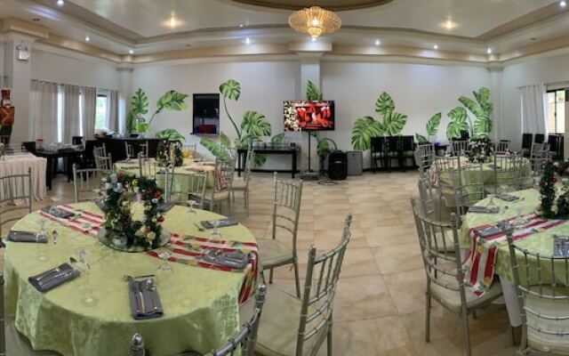 3 Peaks Resort & Boutique Hotel