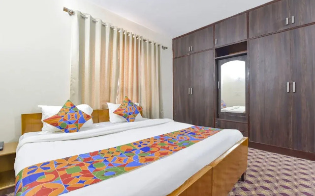 Hotel Legend Residency