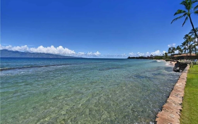 Papakea #l208 1 Bedroom Condo by Redawning