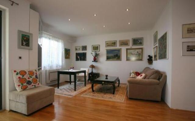 Apartman Halugica