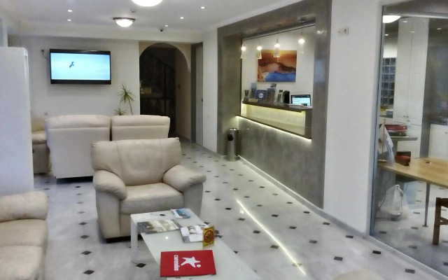 Denise Beach Hotel