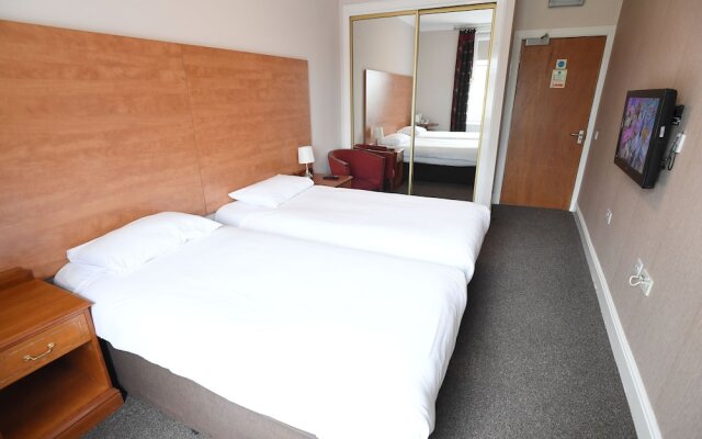 Rooms at the Royal