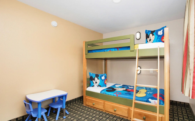 Stanford Inn & Suites Anaheim