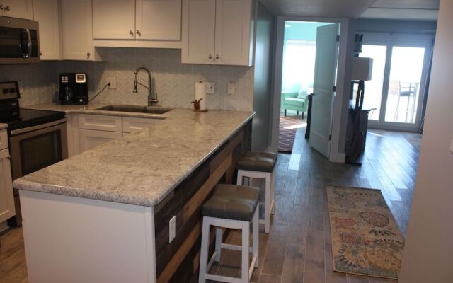 Gulf Shore Condo #404