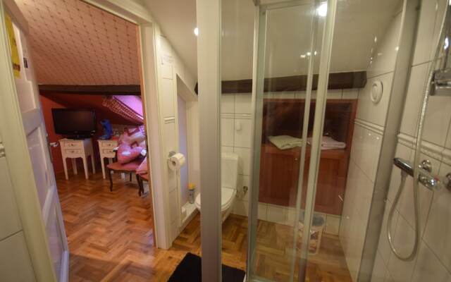 Le Château De Frankie