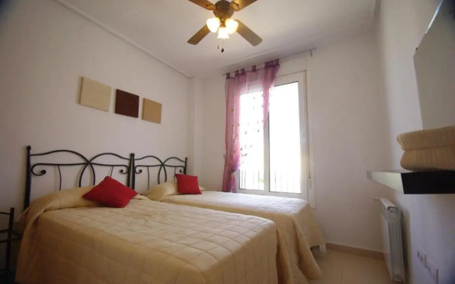 First Floor Apartment Near The Town Centre - AA511LT