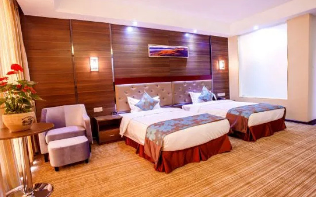 Yunting City Hotel (Lijiang Ancient City)