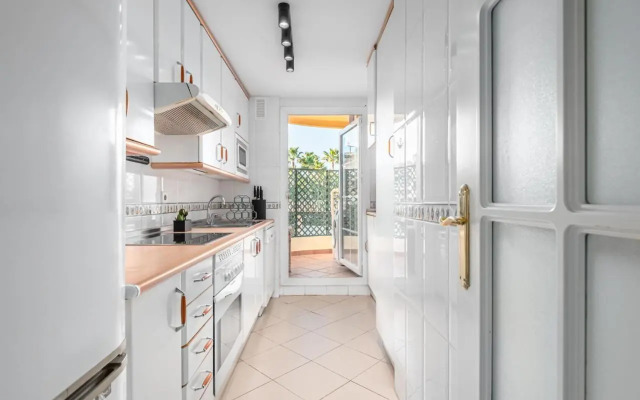 Beautiful 2 bed Apt with amazing views - RDR203