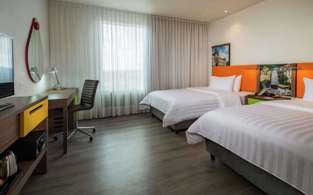 Hampton by Hilton Bogota Airport