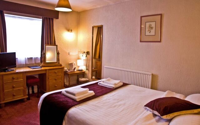 The Cedars Hotel