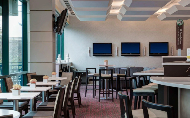 Courtyard by Marriott New York JFK Airport