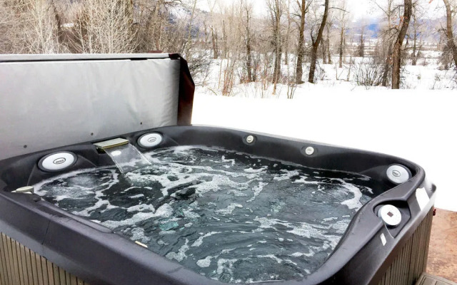 Fox Creek Inn Bed & Breakfast