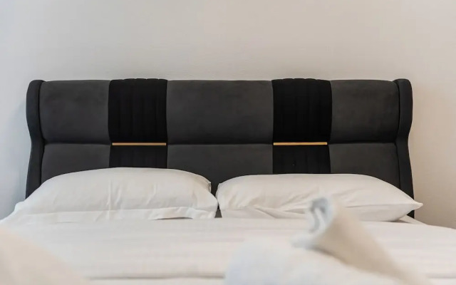 Royal Hill Apartment 1