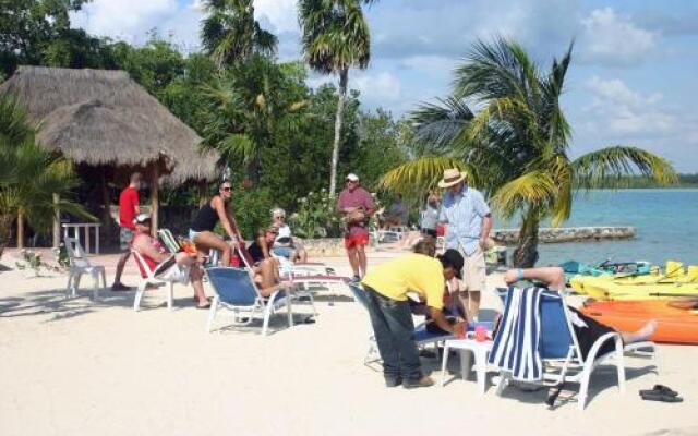 Bacalar Lagoon Resort