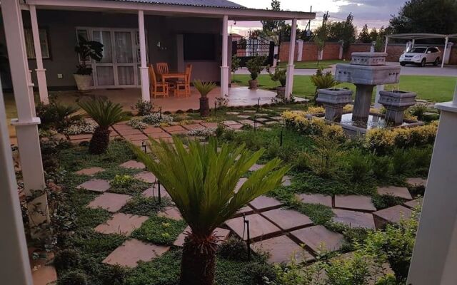 Graceland Guest House