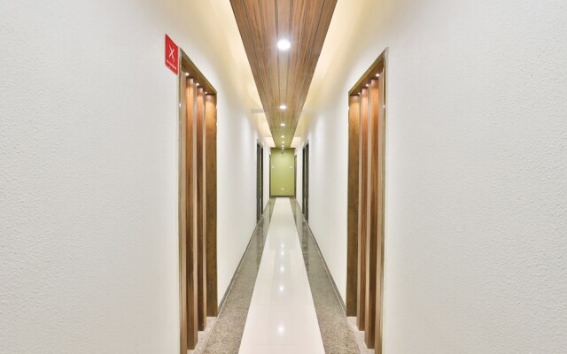 OYO 10749 Hotel Neelkanth Bliss