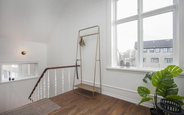 Suðurgata - Luxury Dream Apartment in Reykjavik, Iceland from 640$, photos, reviews - zenhotels.com