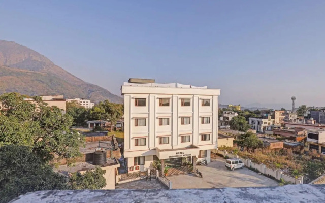 OYO 84081 Hotel Suhani Katra