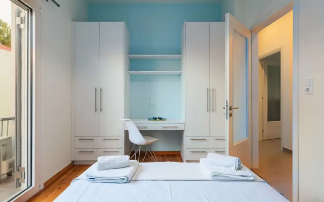 Upscale Modern Escape in the Historic Center