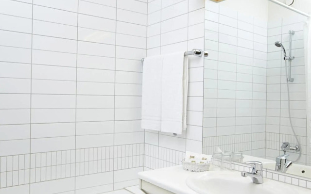 Radisson Resort Miami Beach