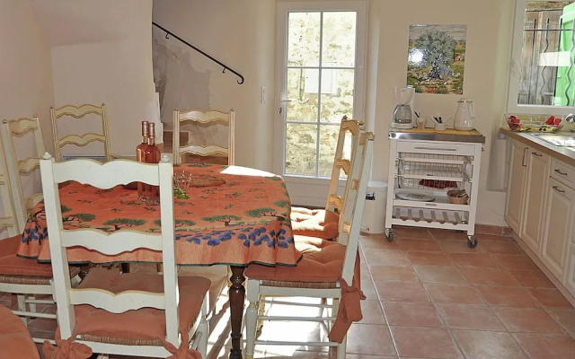 Sun-kissed Villa in Fayence With Terrace