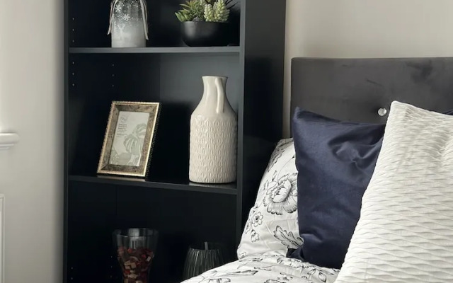 Stunning 4-bed House in Birmingham