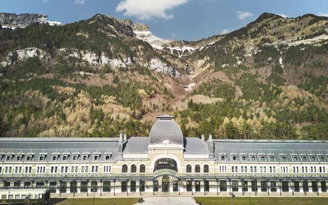 Canfranc Estación, A Royal Hideaway Hotel - Gran Lujo