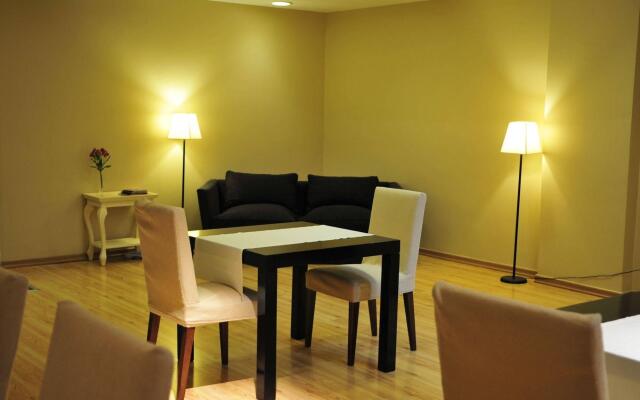 Loi Suites Recoleta Hotel