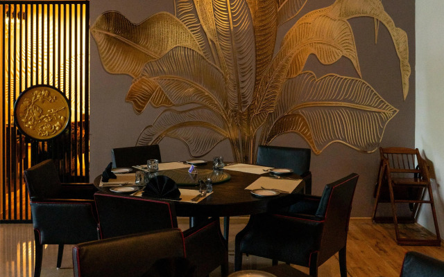 Radisson Blu Plaza Hotel Hyderabad Banjara Hills