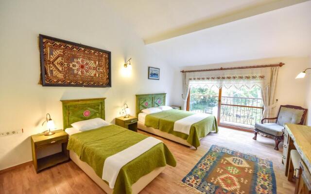 Piramit Hotel
