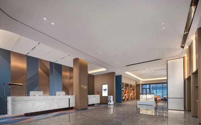 Holiday Inn Express Qingdao City Balcony by IHG