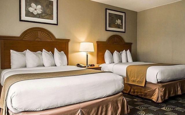 Quality Inn & Suites Fishkill South near I-84