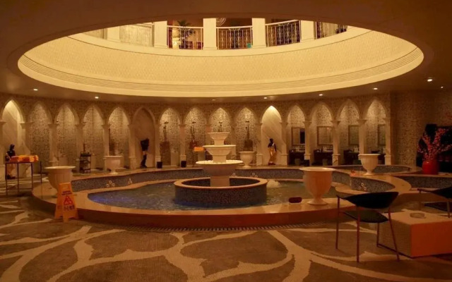 Oriental Luoma Hotel