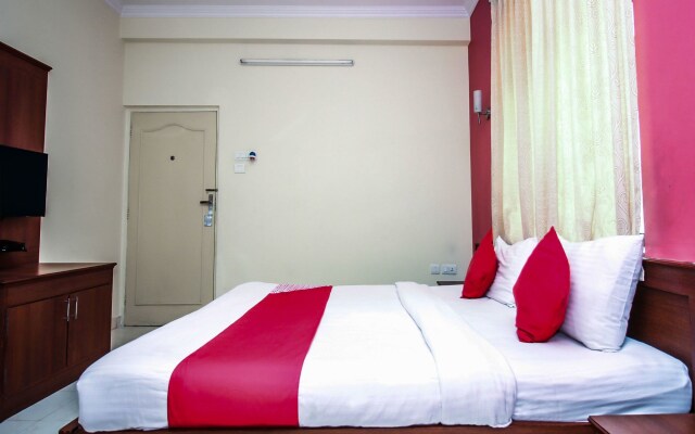 OYO 15425 Hotel Royal Heritage