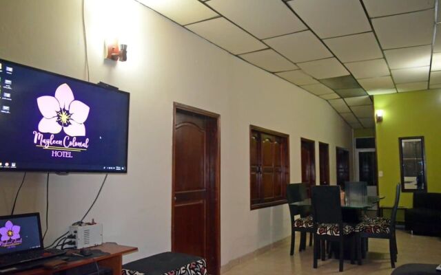 Mayleen Colonial Hotel