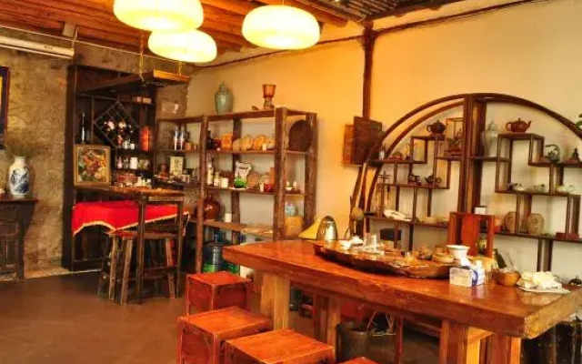 Yunconglong Inn