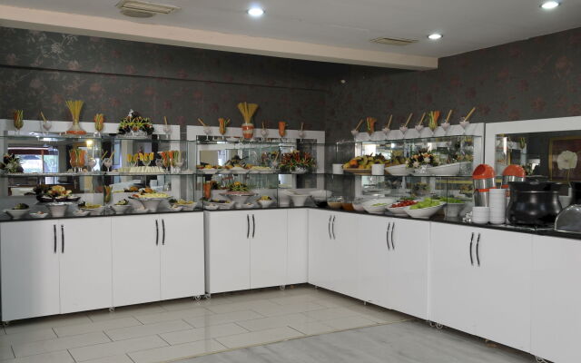 Bahira Suite Hotel