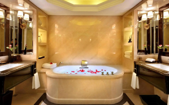 Chengdu Ren He Spring Hotel