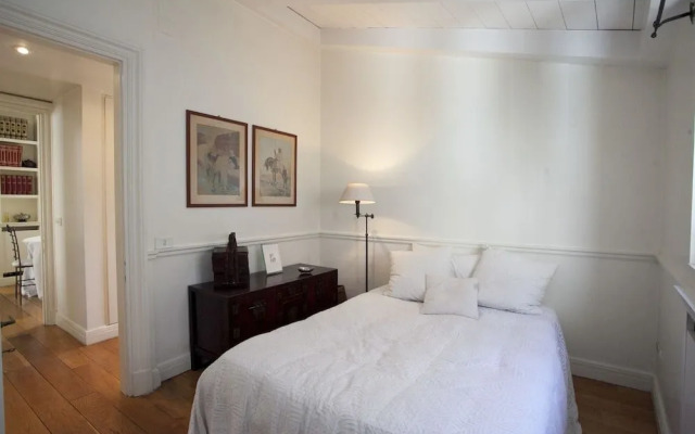 Princely Penthouse on the Pilgrims' Way