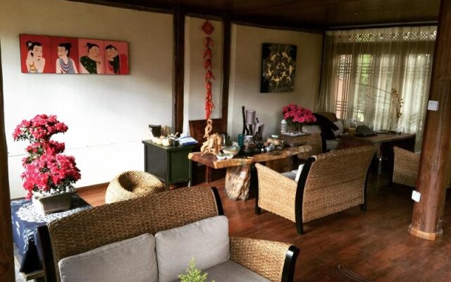 Lijiang Sadhu Inn