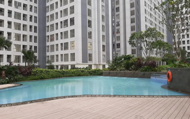 Elegant and Convenient 2BR Apartment M-Town Residence