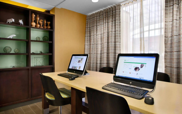 Aviator Hotel & Suites, Best Western Signature Collection